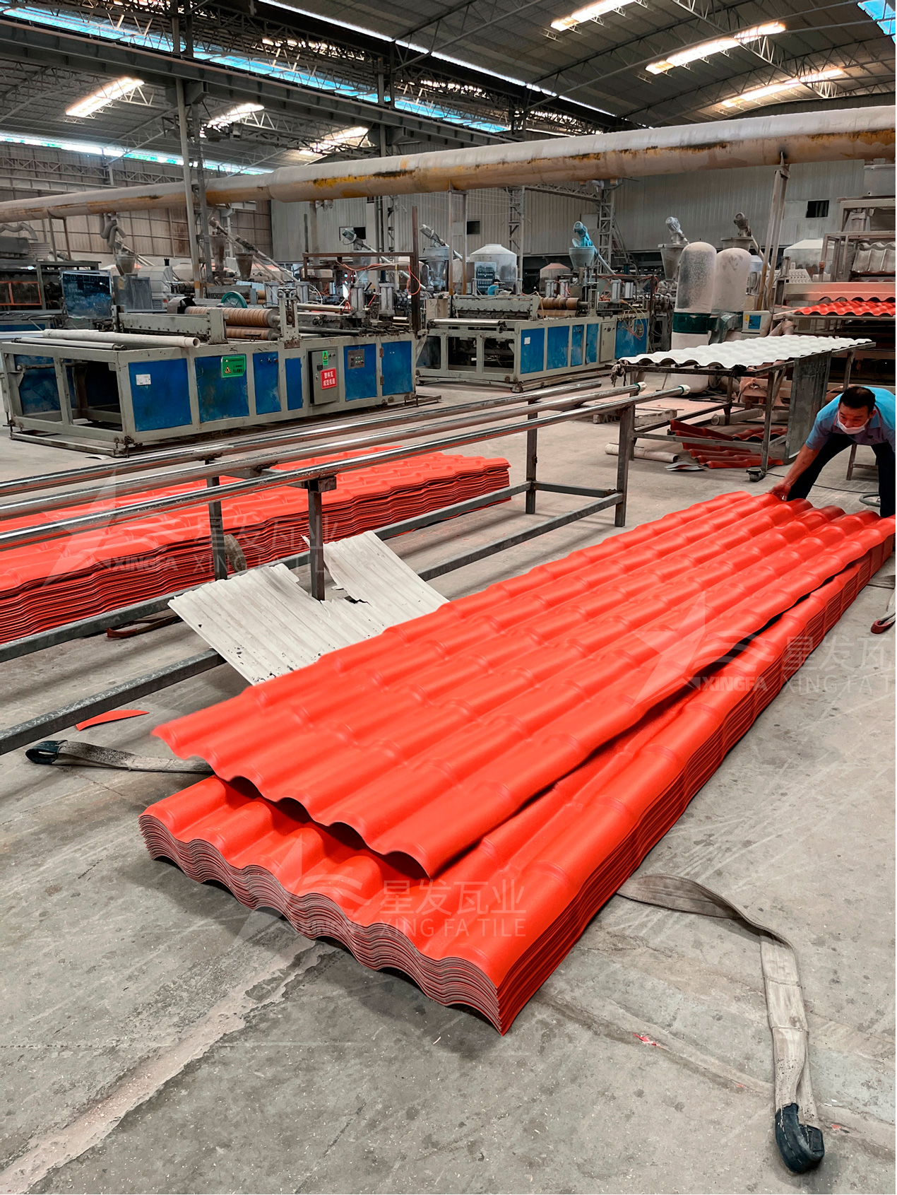 在選擇樹脂瓦廠家，一定要考察的3個(gè)因素？輕松買到優(yōu)質(zhì)的樹脂瓦！