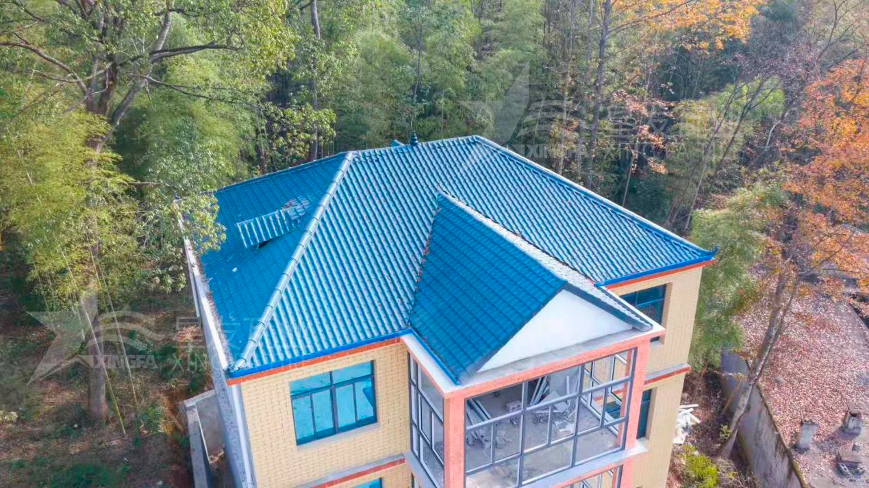 農(nóng)村老舊房屋改造翻新，眾人都首選合成樹脂瓦的真實原因？