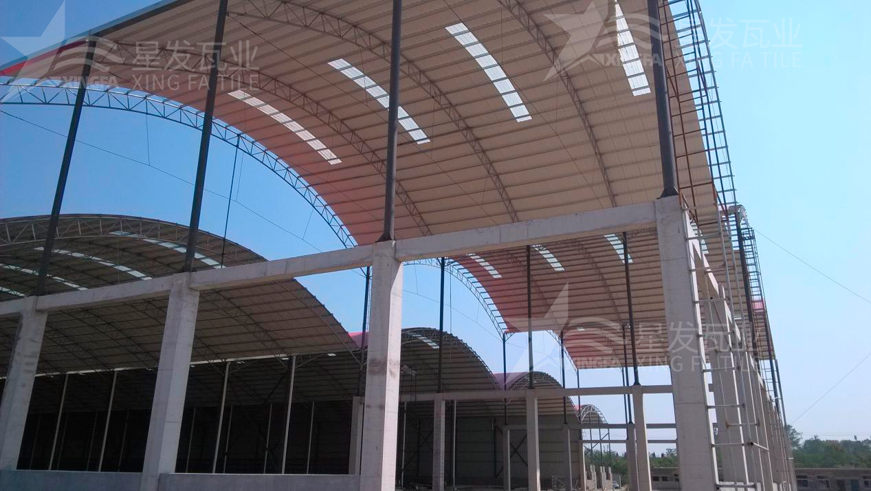 樹脂瓦廠家教你：在惡劣環(huán)境條件下，用什么屋面瓦安全又可靠？