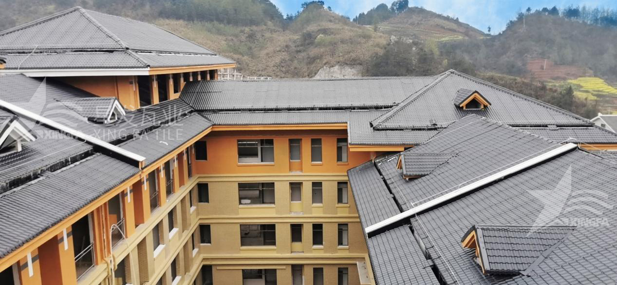 揭秘！包工包料安裝合成樹脂瓦每平方需要多少錢？